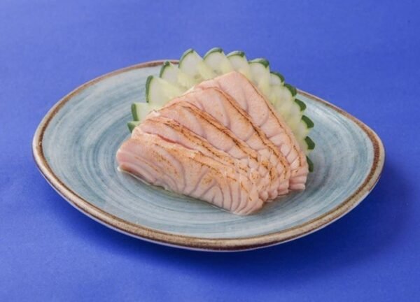 SASHIMI SALMÃO MAÇARICADO